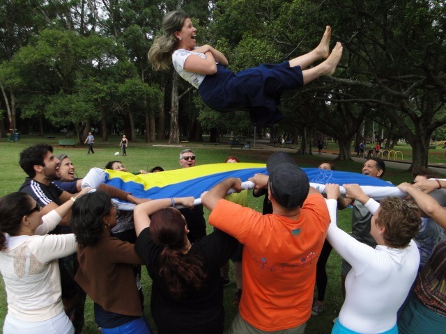 HVirtua - caindo-de-paraquedas - Jogos Educativos